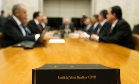 Ata do Copom destaca moderação gradual da atividade econômica