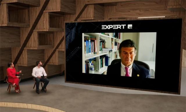 Ministro Luiz Fux em painel da Expert XP 2021