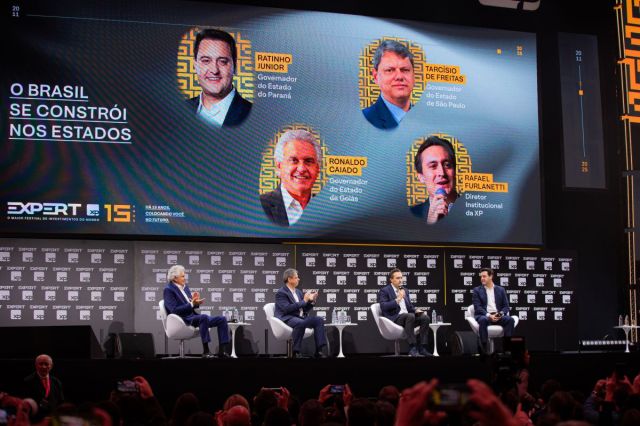 Painel "O Brasil se constrói nos Estados", da Expert XP 2025, com Ratinho Junior (Governo do Estado do Paraná), Tarcísio de Freitas (Governo do Estado de SP), Ronaldo Caiado (Governador do estado de Goiás) e Rafael Furlanetti (XP).